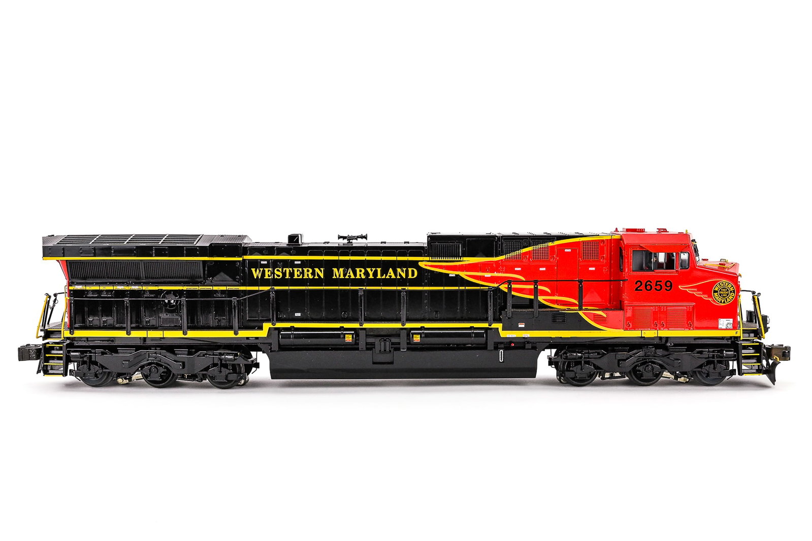 Lionel 6-38408 CSX Western Maryland Locomotive: Lionel 6-38408 CSX Western Maryland #2659 AC6000 Diesel Locomotive with original box, near mint condition, engine length 20", box length 21"