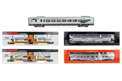 Five Lionel 22" Cars- Four are MIB