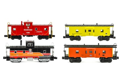 4 Cabooses with Boxes: Seaboard, SP, Susquehanna, MILW