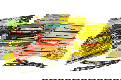 HO Scale Train Lot (1 of 7)