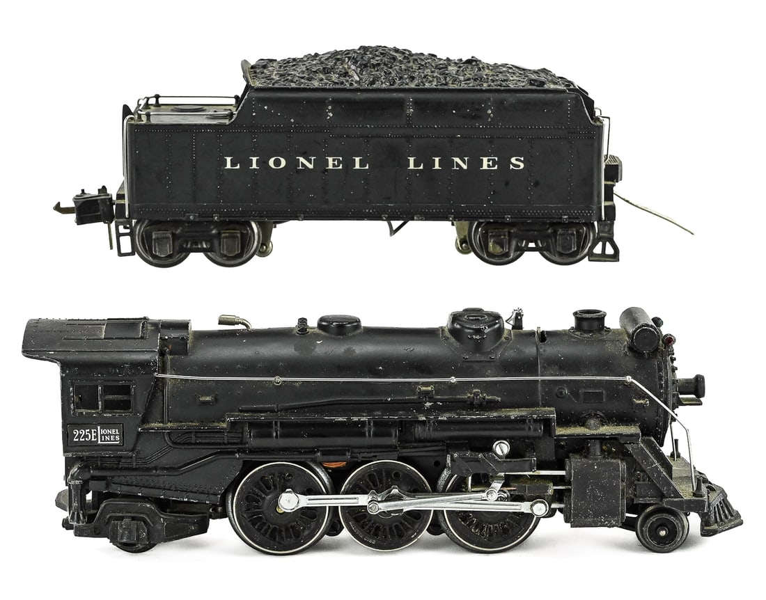 Lionel Pre-225E 2-6-2 Steam Engine and 2235W Tender (1 of 3)