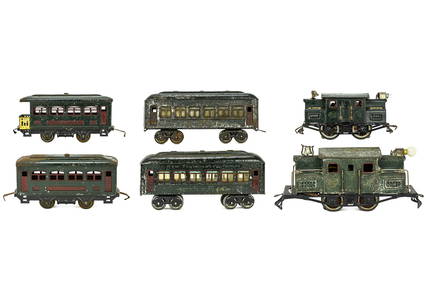 Lionel Prewar O Gauge 156 Set with Passenger Cars (1 of 4)