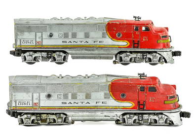 Lionel Santa Fe 2343 Diesel Locomotive and Dummy (1 of 3)