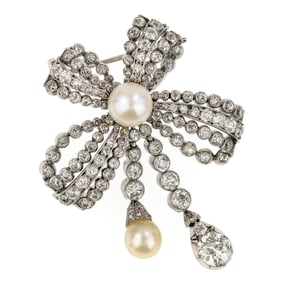 7 CT Diamond & Pearl Antique Brooch Pendant