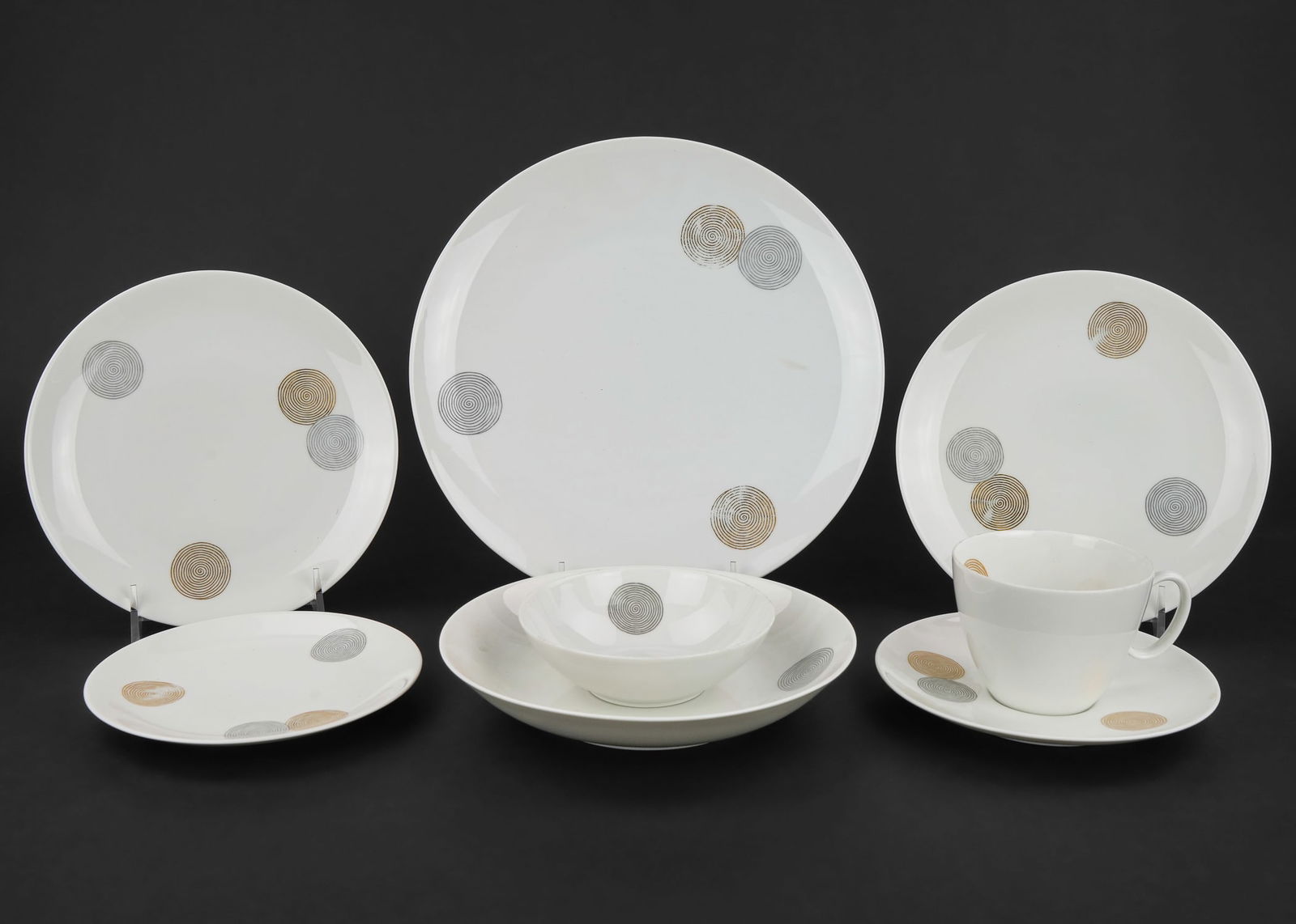 59 pcs. Raymond Loewy Coins Porcelain Dinnerware (1 of 4)