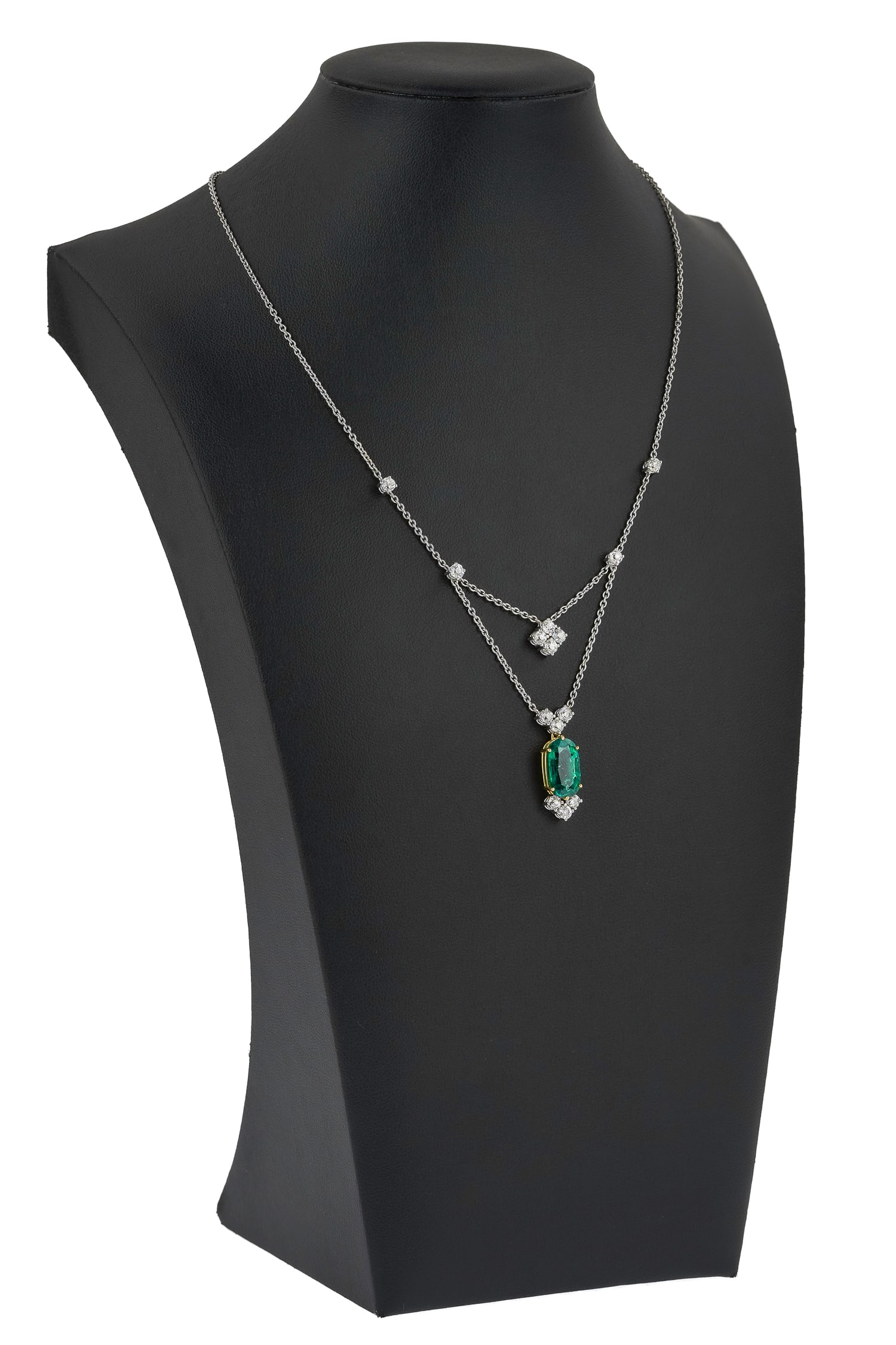 3 CT Emerald & Diamond Necklace (1 of 7)