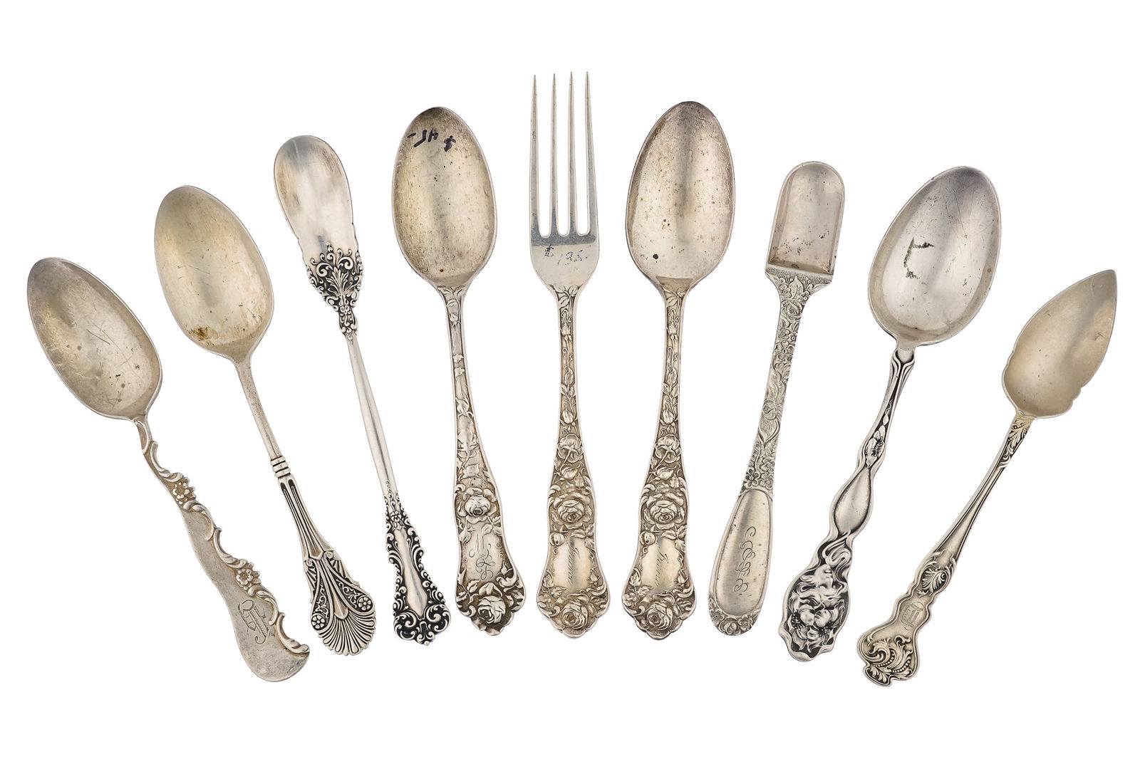 9 pcs. Ornate Art Nouveau Sterling Flatware (1 of 4)