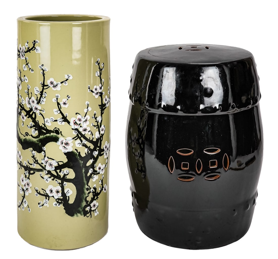 Chinese Porcelain Garden Seat and Umbrella Stand (1 of 6)