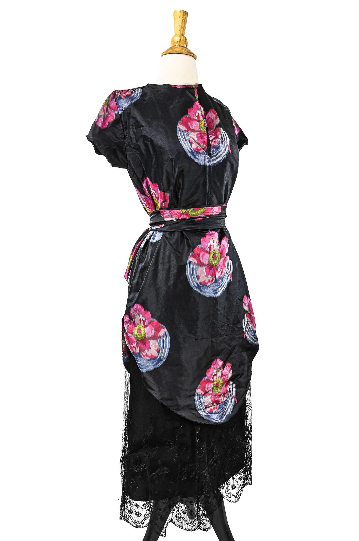 Ca. 1930's Silk & Lace Dress (1 of 4)