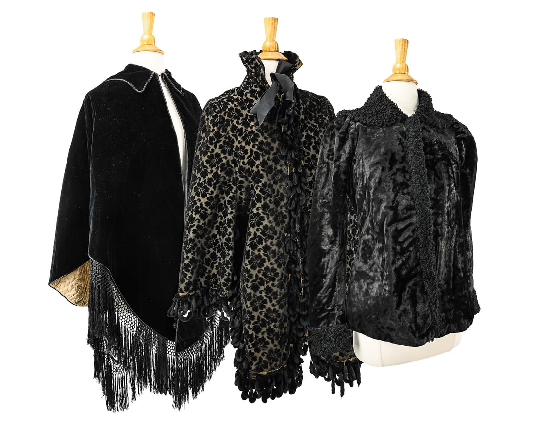 3 Black Victorian Mourning Outerwears (1 of 10)