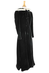 Mimi Shop Hooded Fur Gown