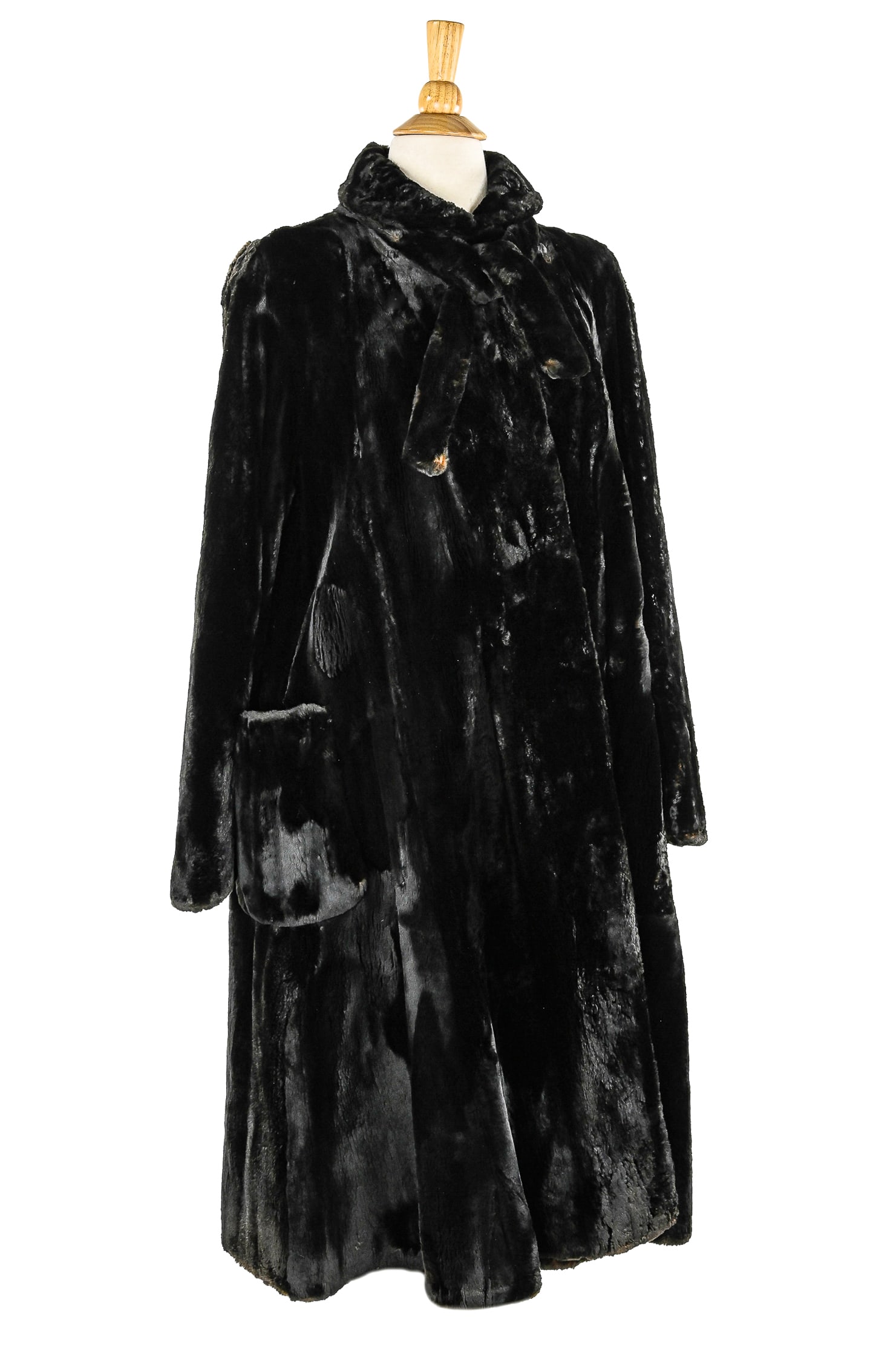 Bergdorf Goodman Black Fur Coat (1 of 6)