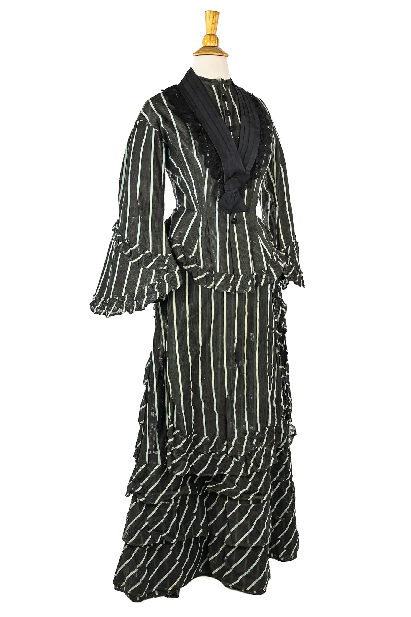 Victorian Summer Weight 2 Part Dress (1 of 5)