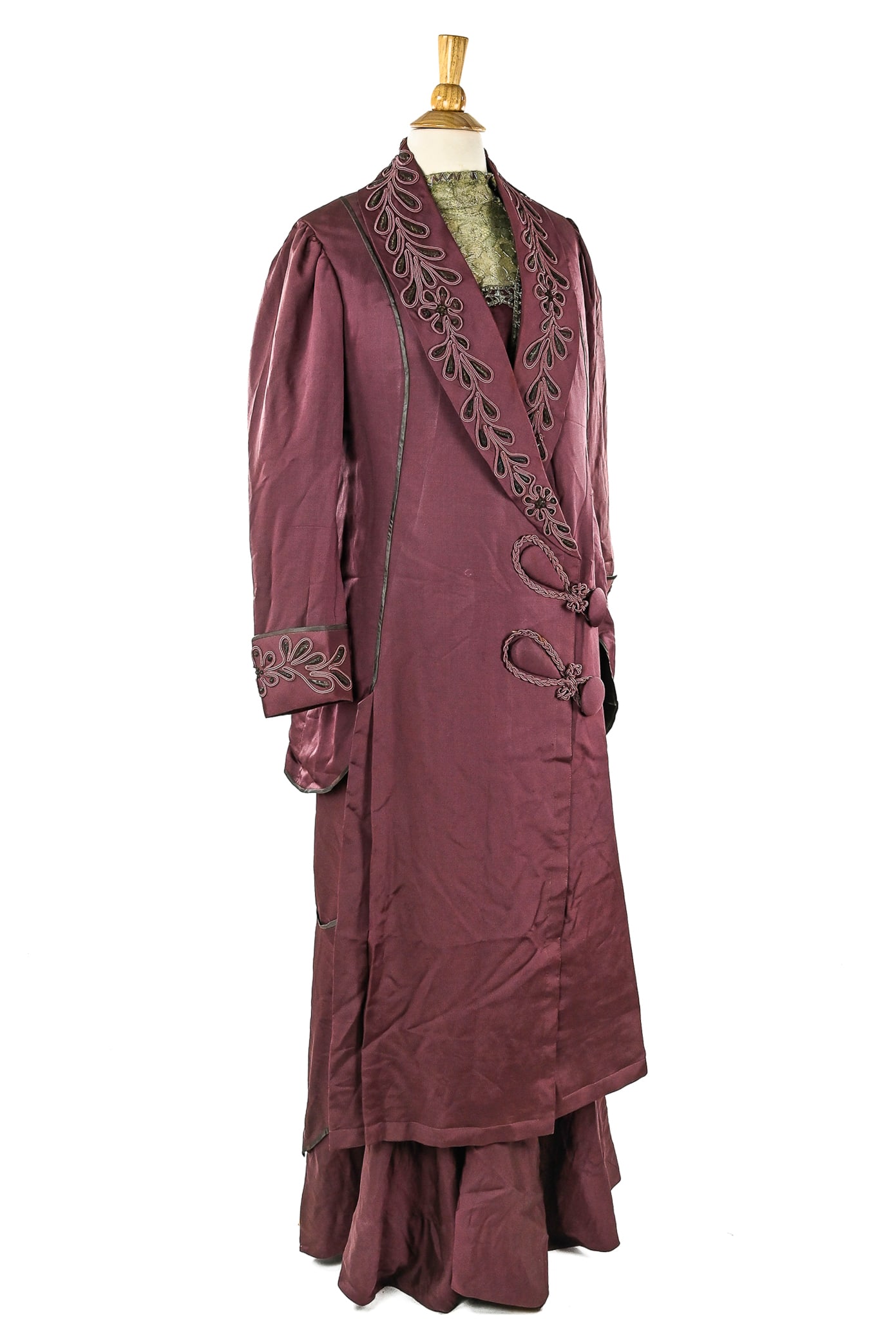 Ca 1890 Purple Outfit: Ca. 1890 purple silk dress with metallic thread lace collar, shear matching sleeves, and detailing. With matching full length overcoat and metallic thread detailing. Interior satin lining of overcoat