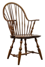 18th c New England Continuous Arm Brace Back Windsor Chair
