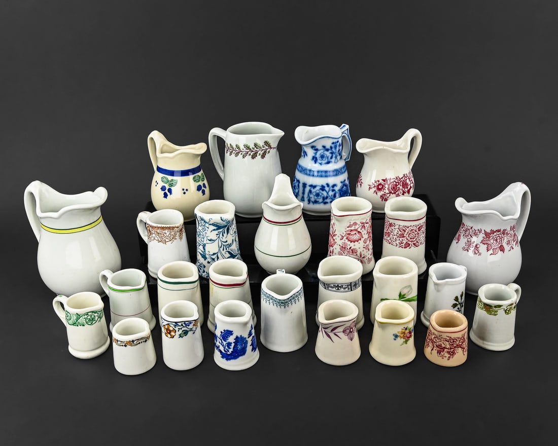 27 Lidless Syrup Pitchers & Creamers (1 of 8)