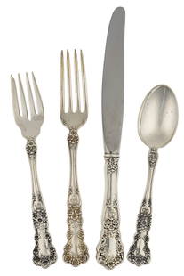 24 pc. Gorham Buttercup Sterling Flatware Set: 24 pc. Gorham "Buttercup" pattern sterling silver flatware set including 6 dinner forks, 6 teaspoons, 6 dessert forks, and 6 dinner knives with stainless steel blades, no monogram, a good starter serv