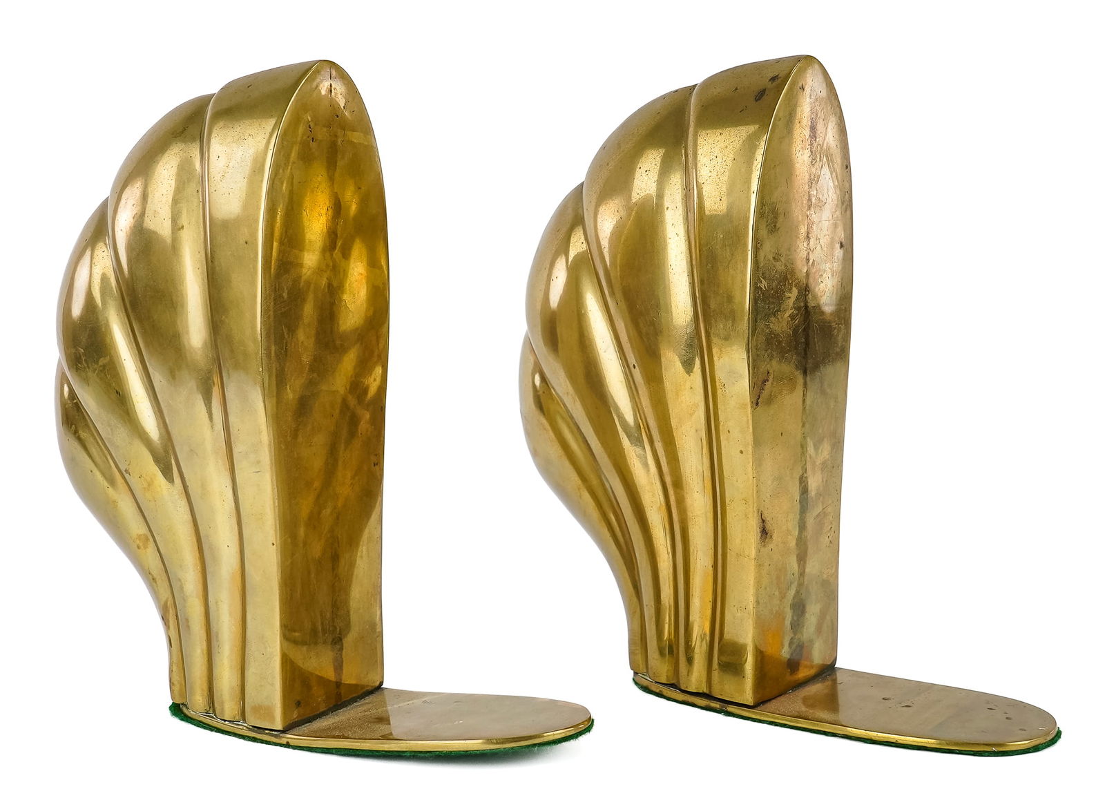 Pair of Mid Century Shell Form Brass Bookends (1 of 7)