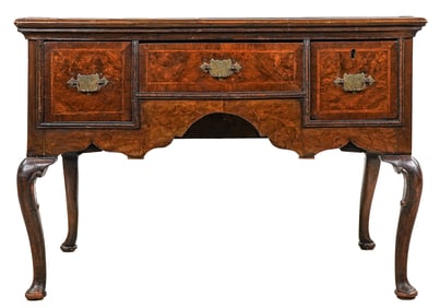 George II English lowboy with Burl Elm