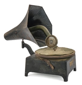 Little Wonder Childs External Horn Phonograph