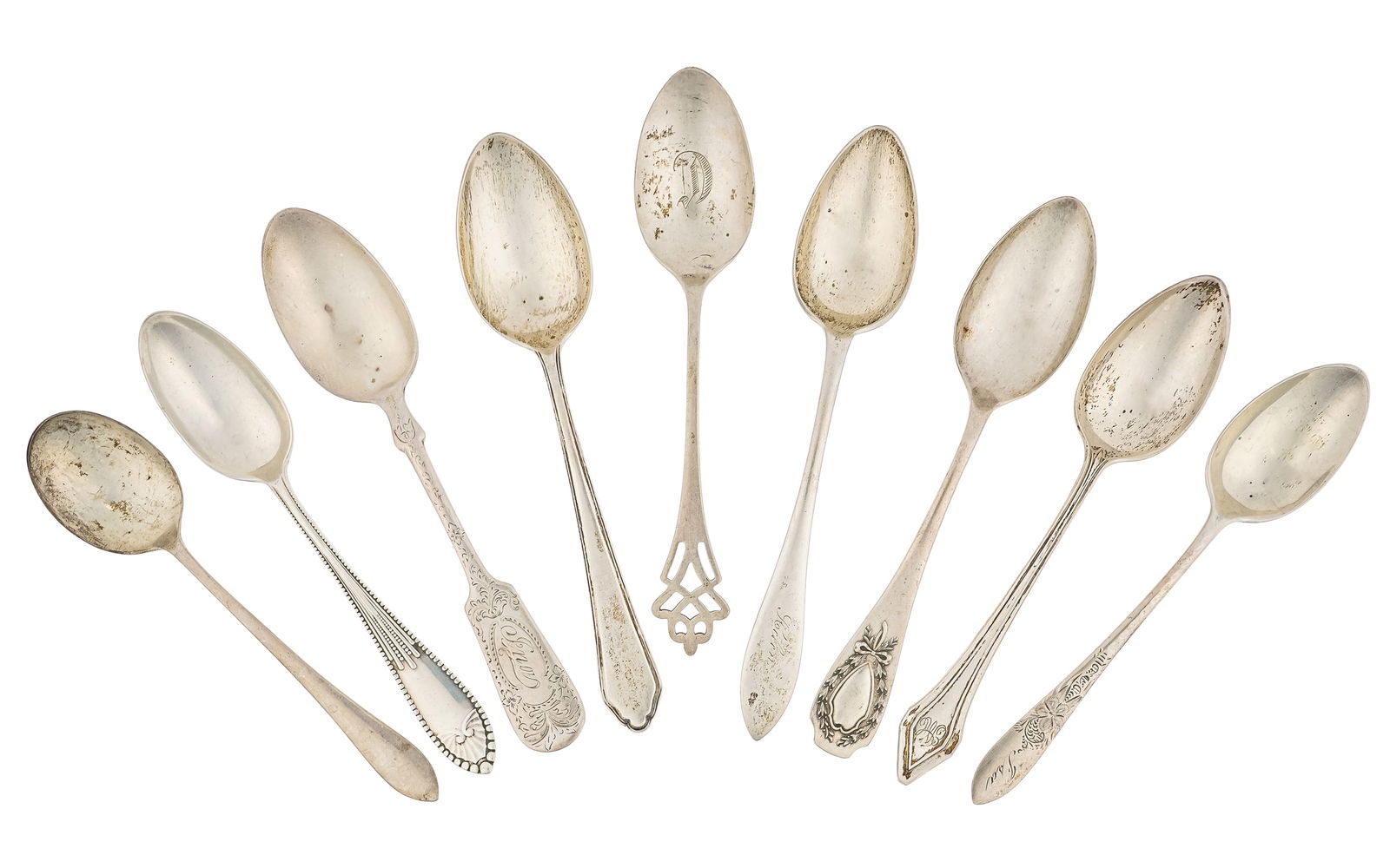9 Edwardian Era Sterling Silver Teaspoons: 9 Edwardian era sterling silver teaspoons in various neoclassical patterns including Blackington "Gilbert Stuart', Alvin "Apollo", Gorham "Clermont", Rogers, Lunt and Bowlen "Pynchon", etc. 6"-6.5" 6.