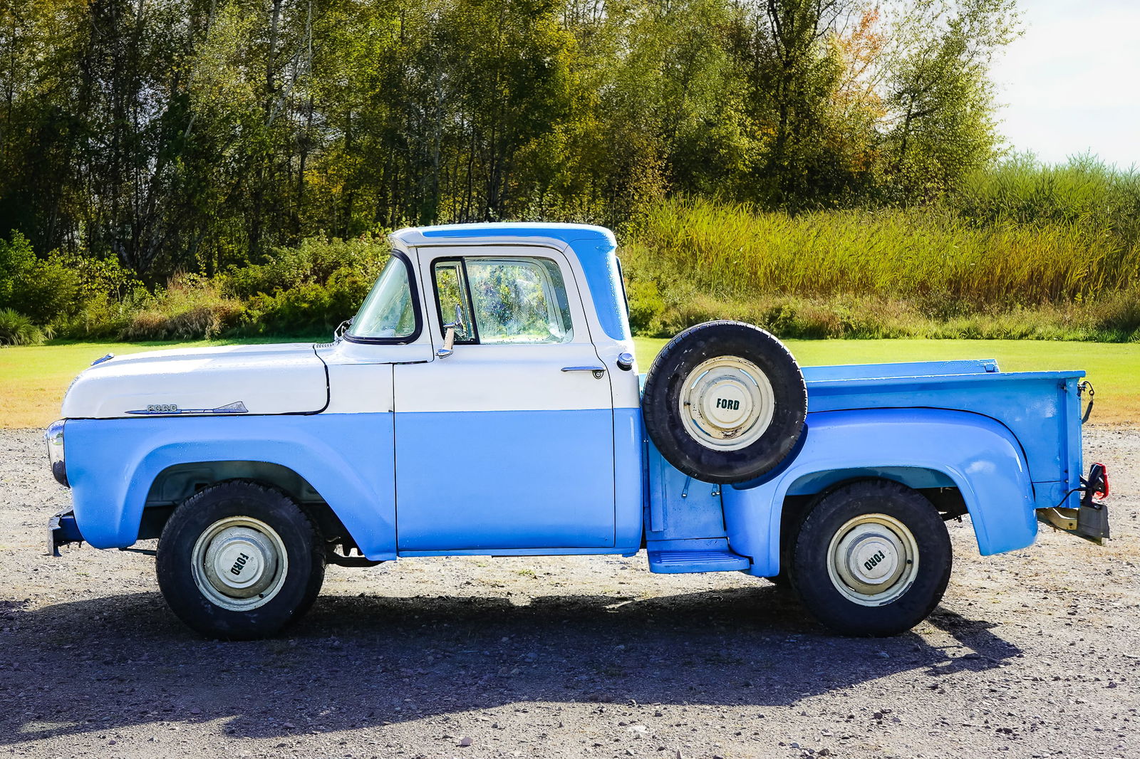 1958 Ford F-100 Flareside Pickup (1 of 20)