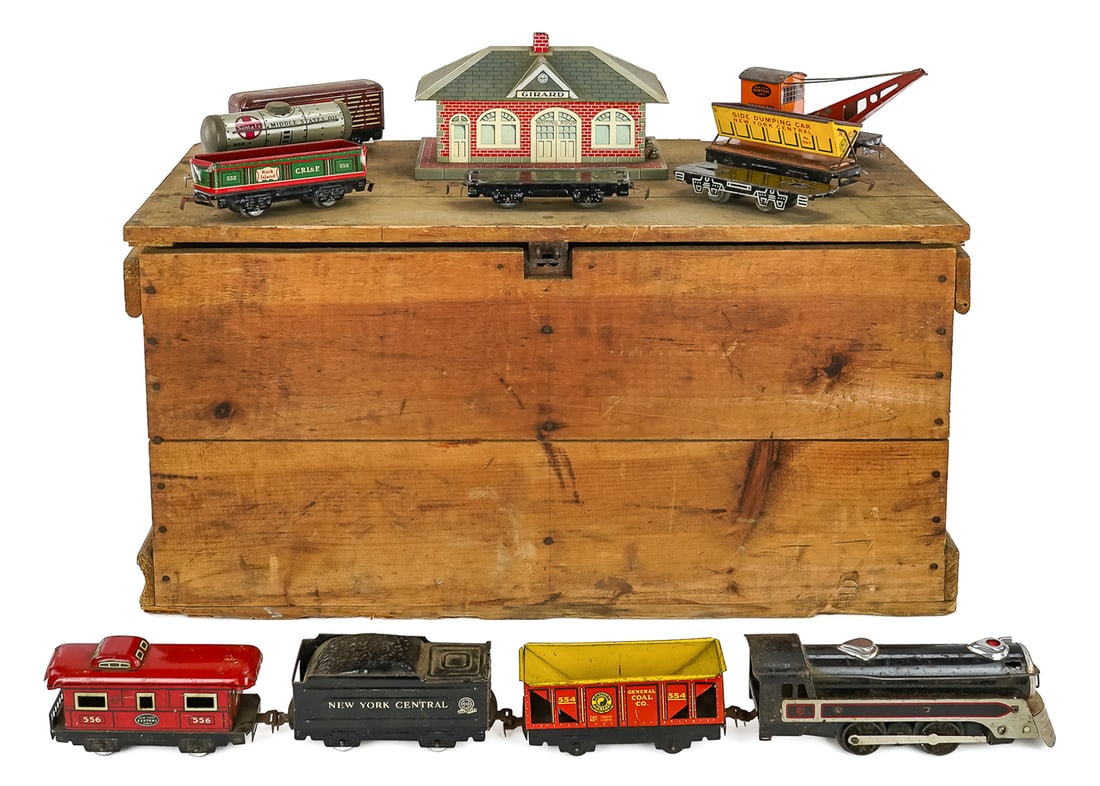 Marx Tin Litho Electric Train Set with Girard Station (1 of 6)