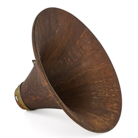 Music Master Oak Cygnet Edison Phonograph Horn