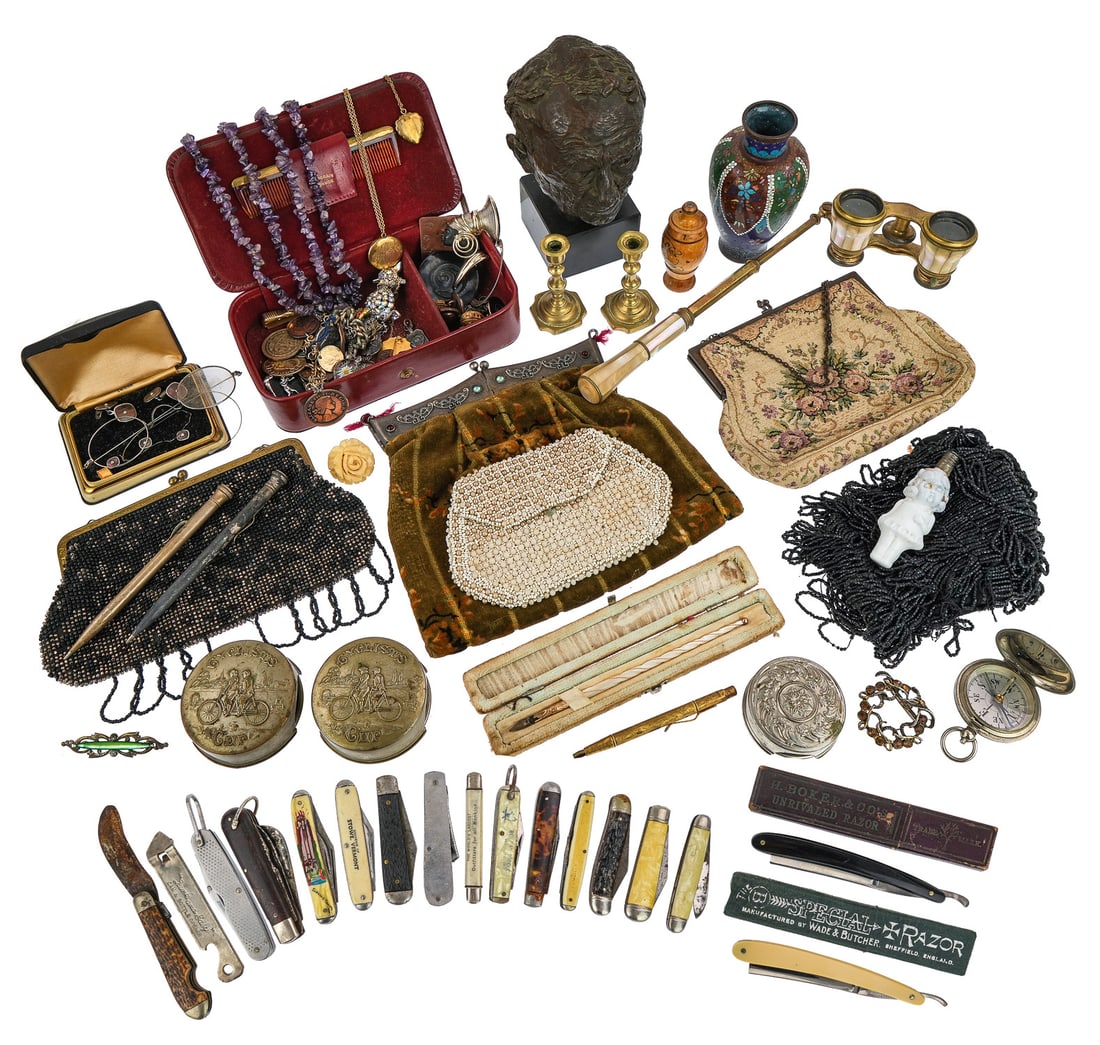 Various Ca. 1900 Accessories (1 of 8)