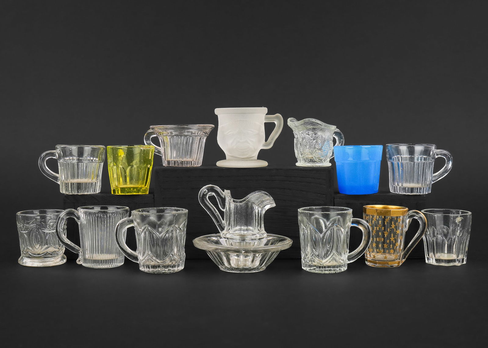 14 Pieces Child's Blown Molded Glassware (1 of 5)