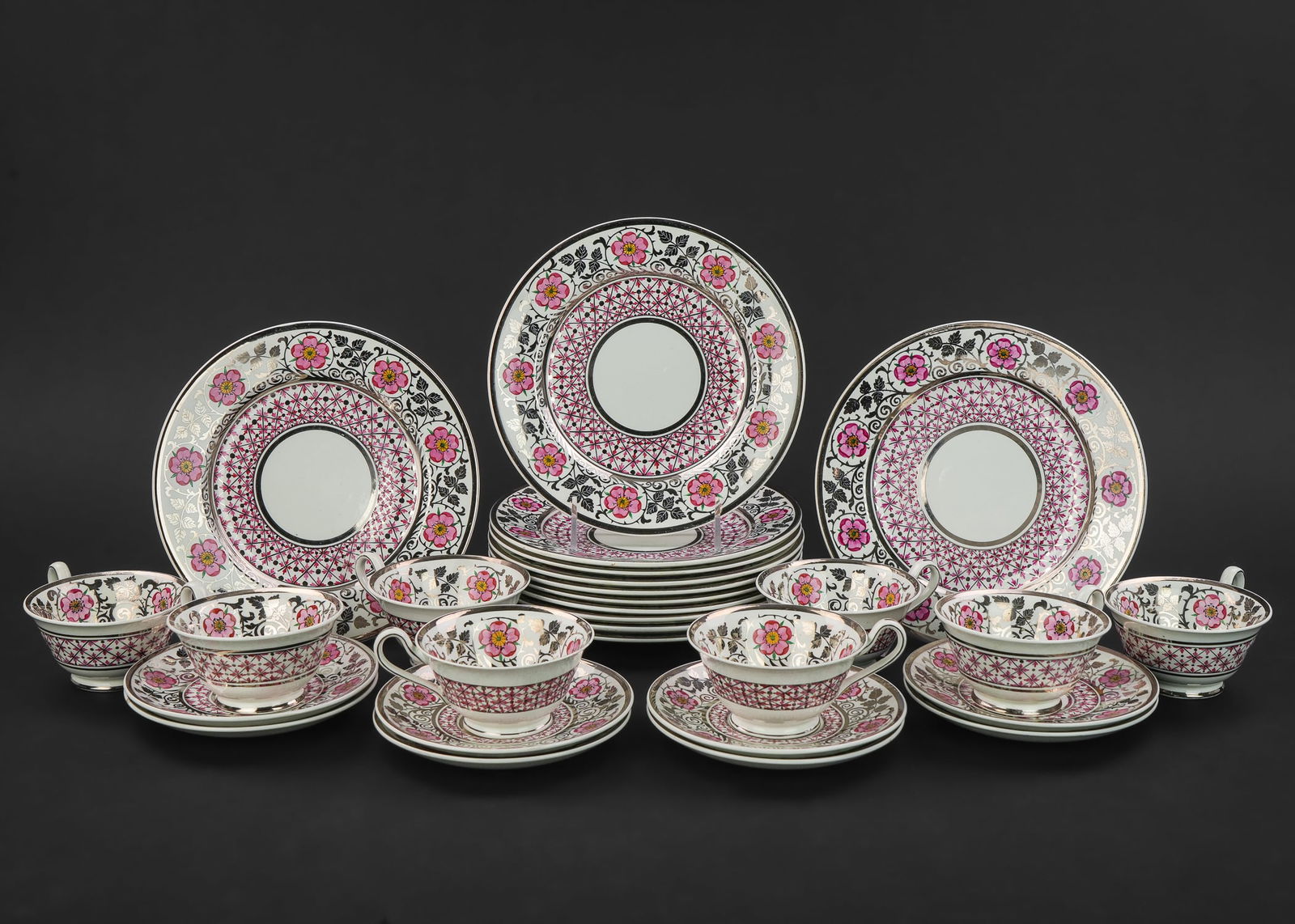 28 pc. Wedgwood Silver Lustre Luncheon Set (1 of 8)