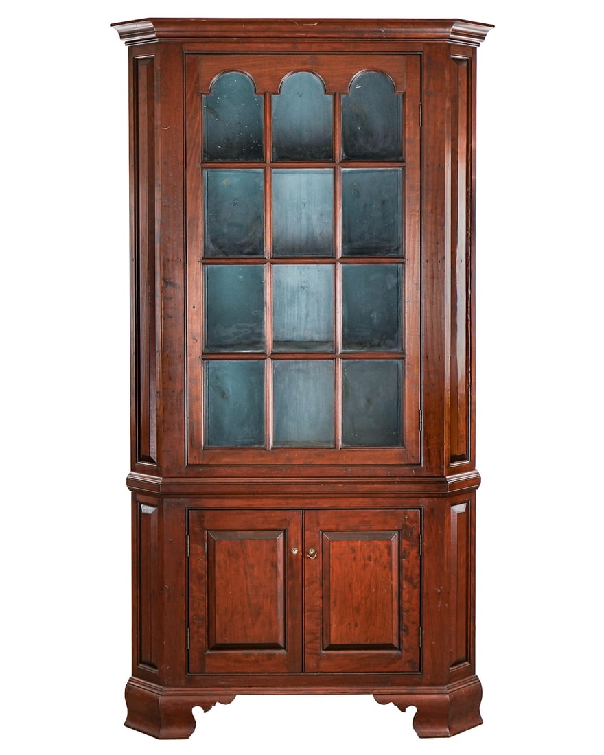 DR Dimes NH - Walnut corner cupboard (1 of 5)