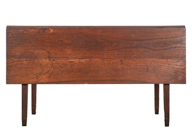 18th c Am. Chestnut Chippendale Drop Leaf Table