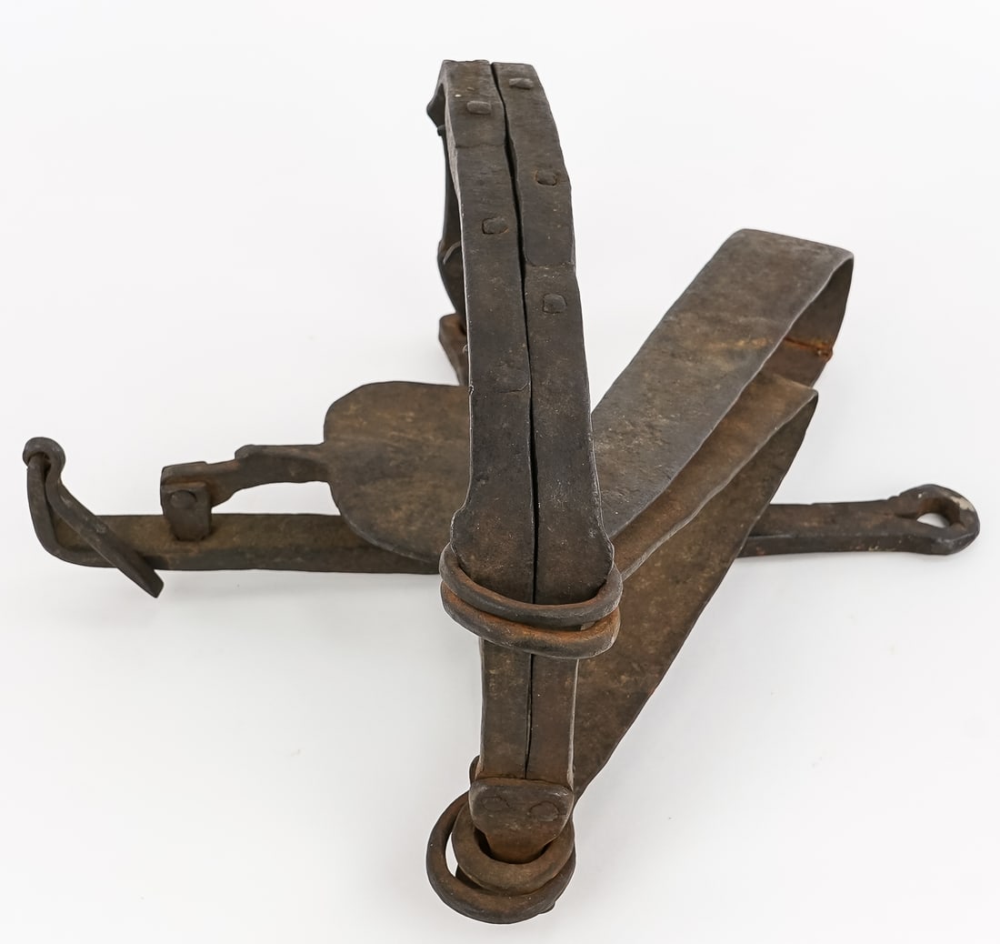 Early Hand Wrought Bear Trap - 4
