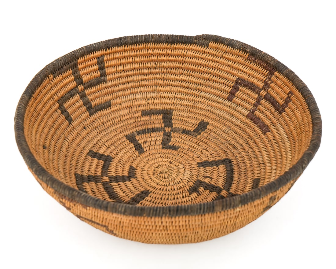 Native American Apache Coiled Basket - 4