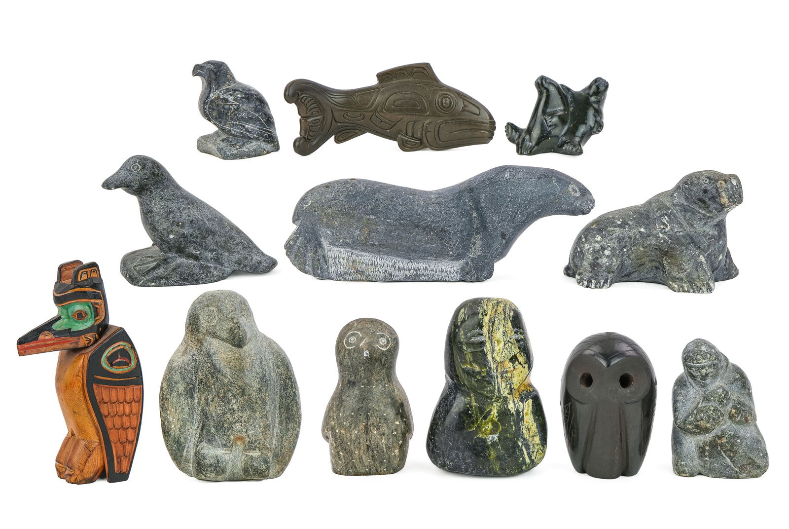 Inuit Figures, NW Coast, Archaic Lithics: Inuit carved stone figures, blackware pottery owl, Pacific Northwest Coast carved & polychrome painted raven totem box, etc (12 pcs), 2" to 7 1/2"