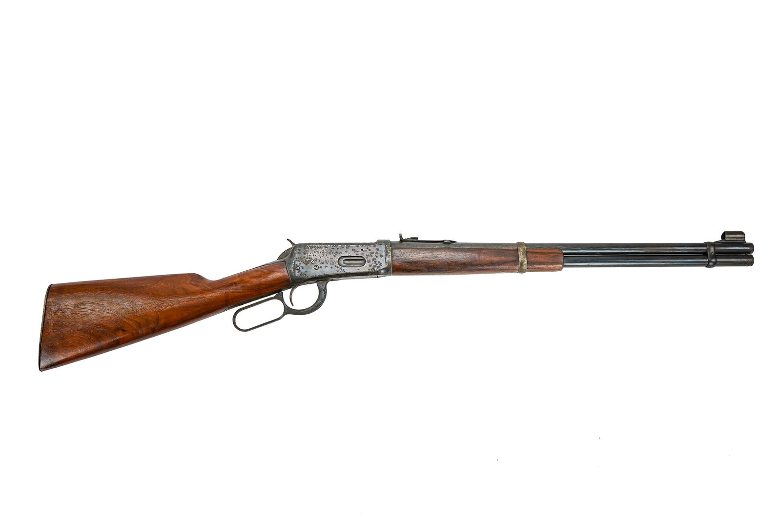 Winchester Model 94 Rifle in .32 WS: Winchester Model 94 "Eastern Carbine" lever action rifle in.32 Winchester Special , 19.5" barrel, 38" overall flat buttplate, pre-1964 (1942) Serial Number 1256577 FFL#72 THIS FIREARM REQUIRES A 4473