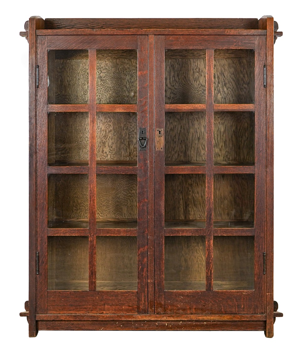 1901-1905 Gustav Stickley No. 525 Double Door Bookcase (1 of 5)