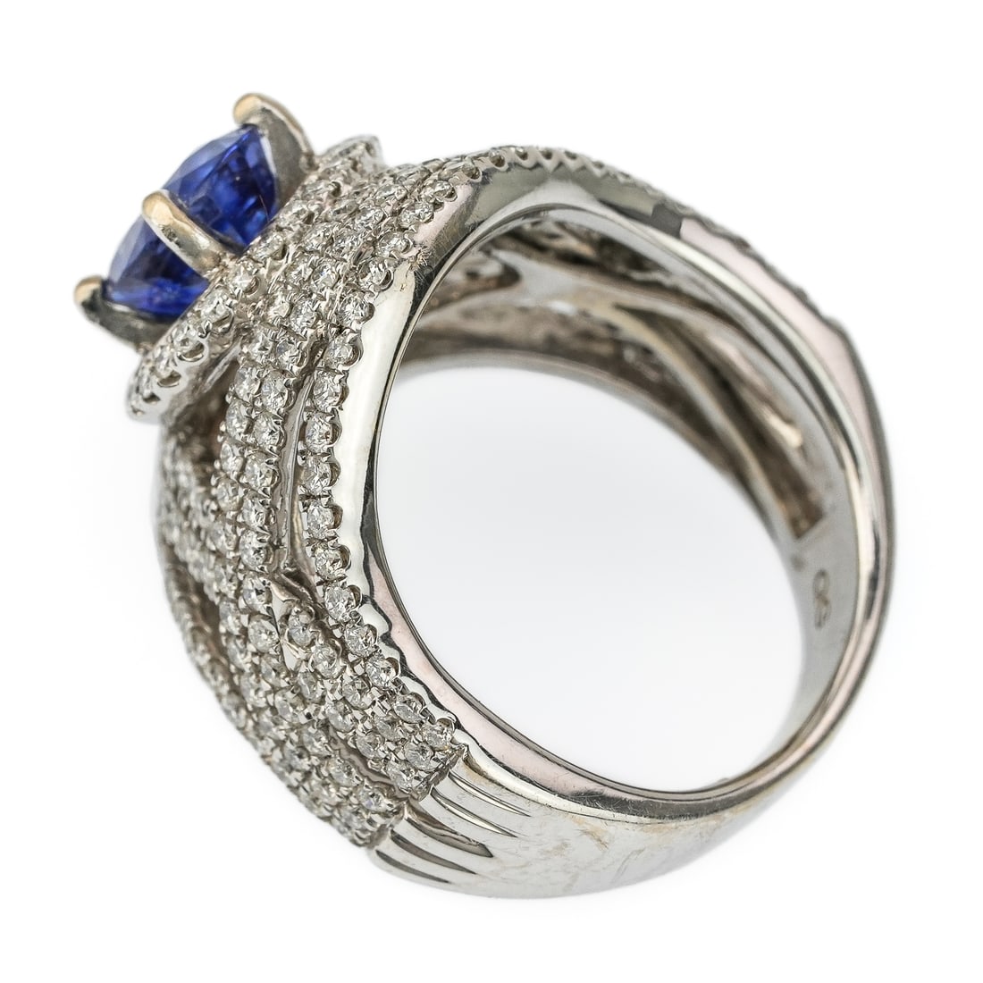 2 CT Sapphire & Diamond Ring - 4