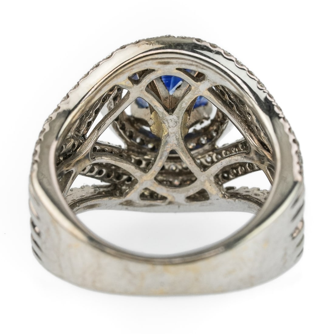 2 CT Sapphire & Diamond Ring - 6