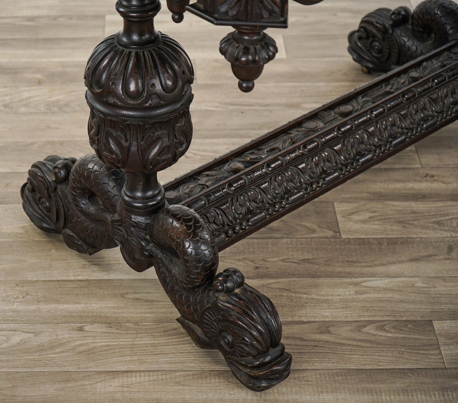 Circa 1910 Gothic Revival parlor table - 5