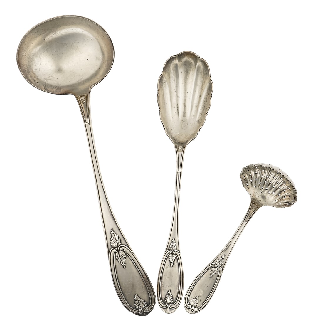 7 pcs. Mid 19th c. Coin Silver "Olive" Flatware - 2