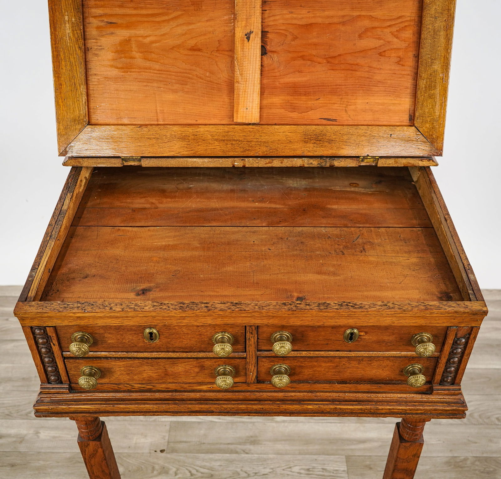 Victorian Spool Desk - 4