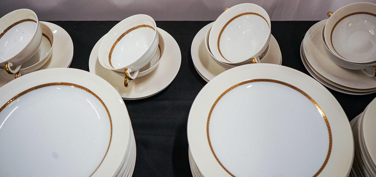 140 pcs. Vignaud Limoges Porcelain Dinnerware - 7