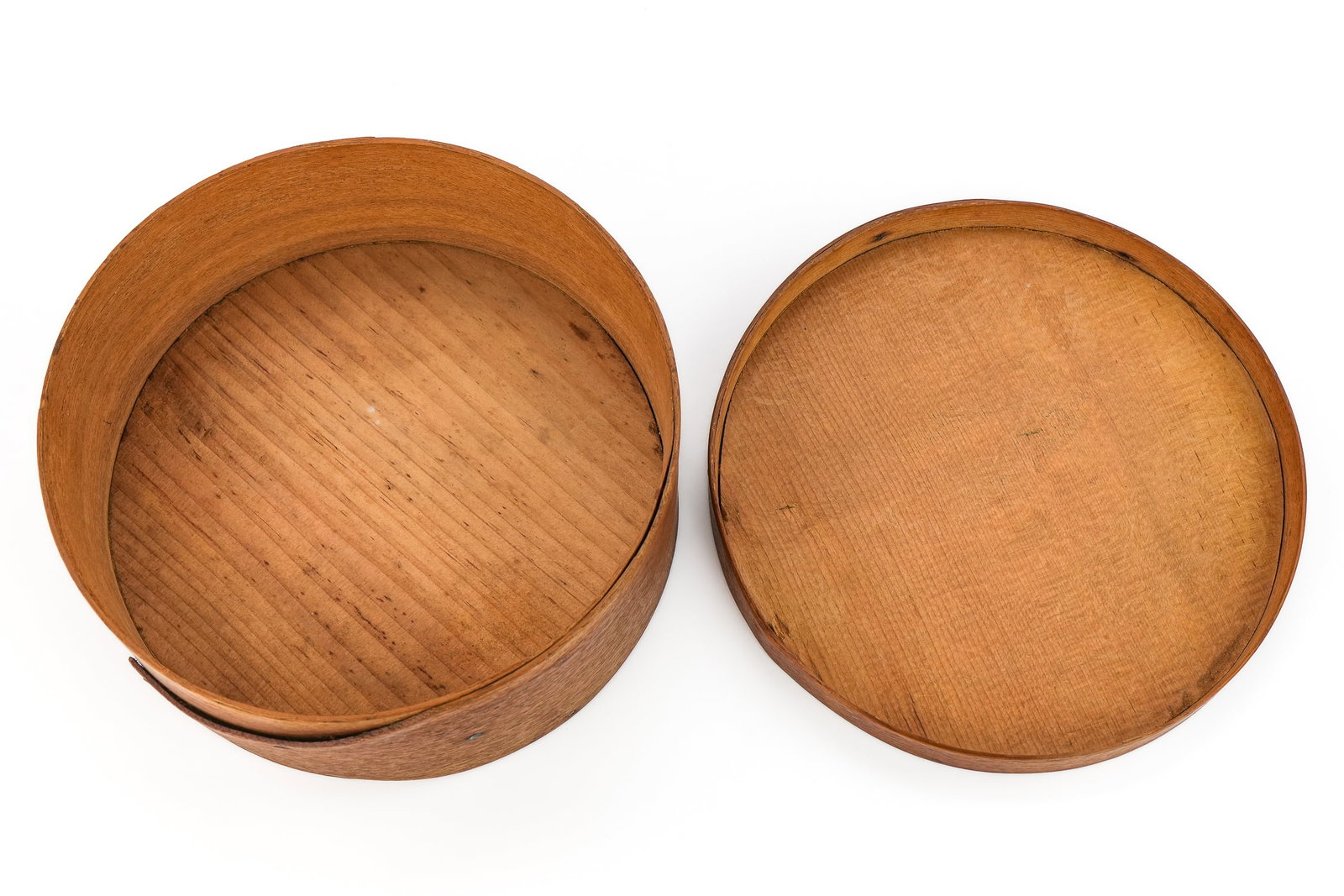 Shaker Round Box with Label - 8