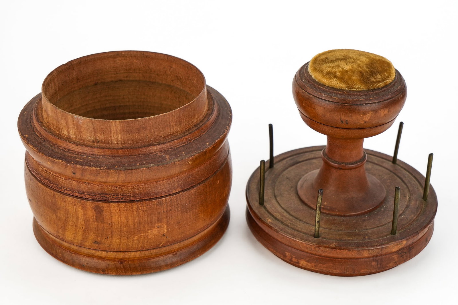 Brown/Pease Treenware - 4