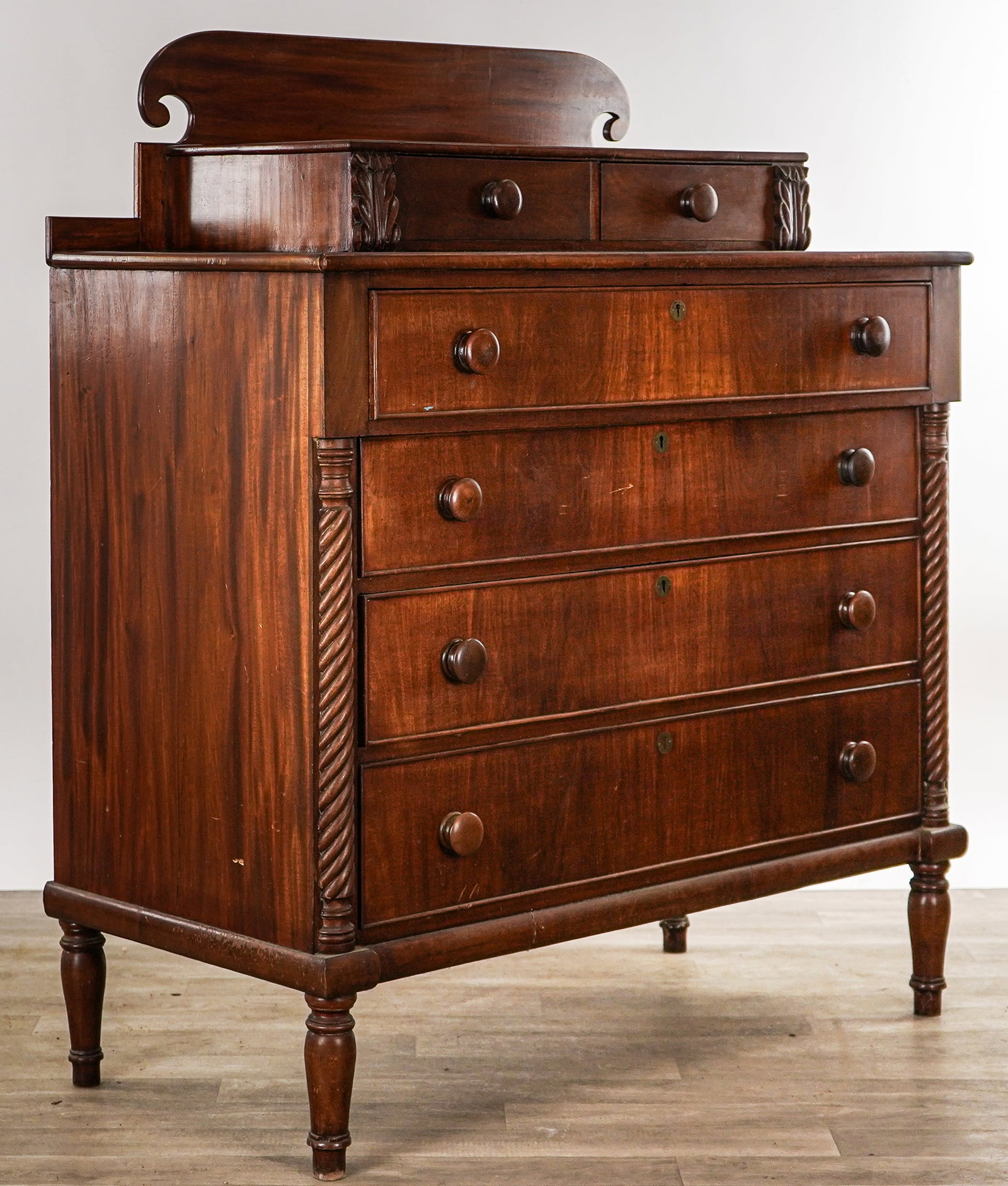 Sheraton Cherry Deck Top Chest - 2