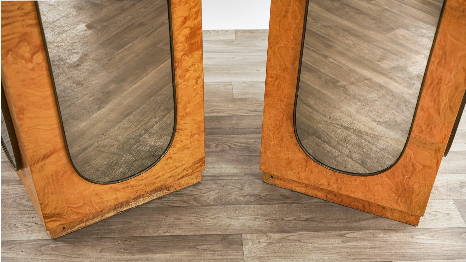 MCM Patek Philippe Display Cabinets - 4