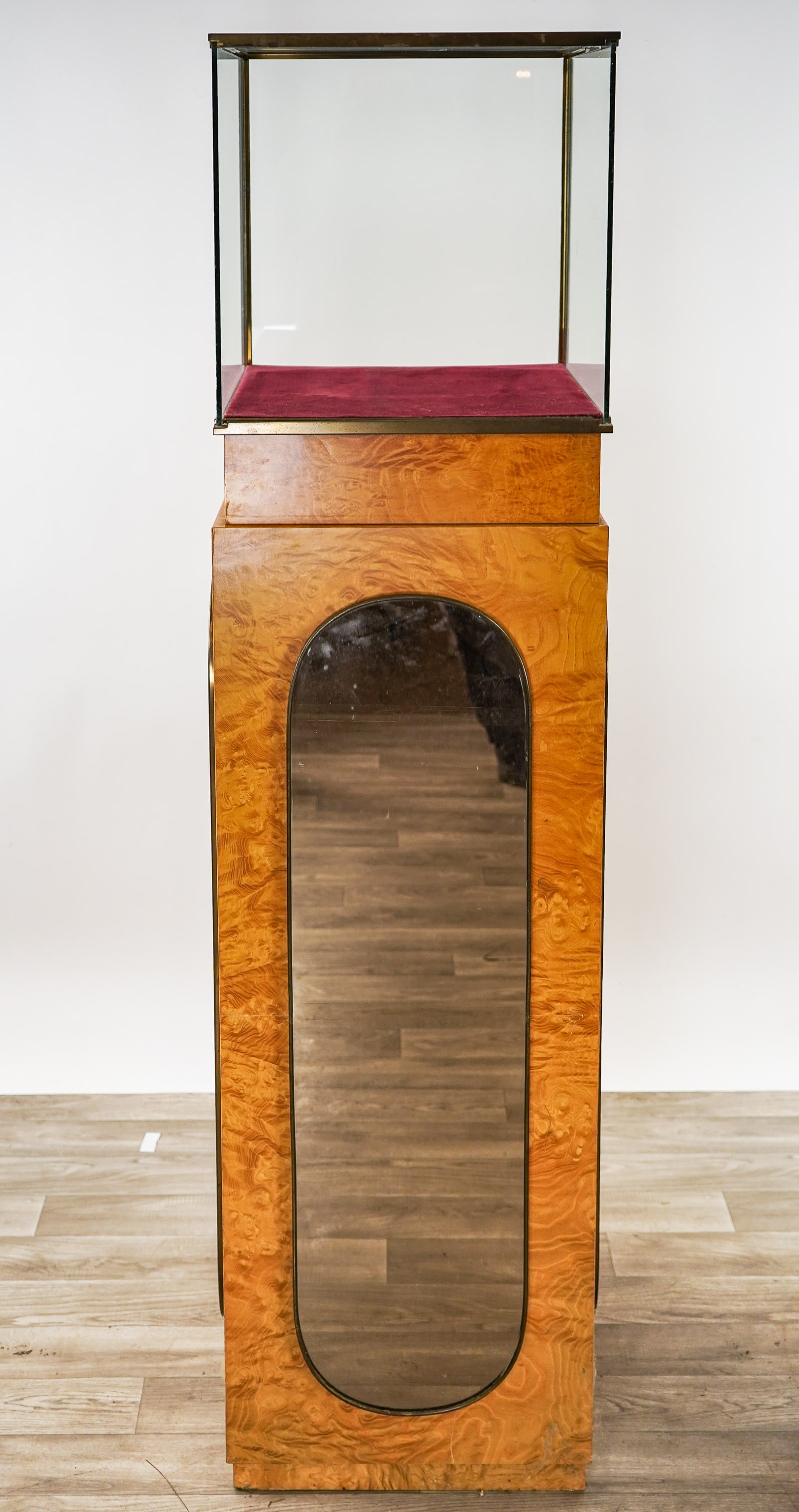MCM Patek Philippe Display Cabinets - 7
