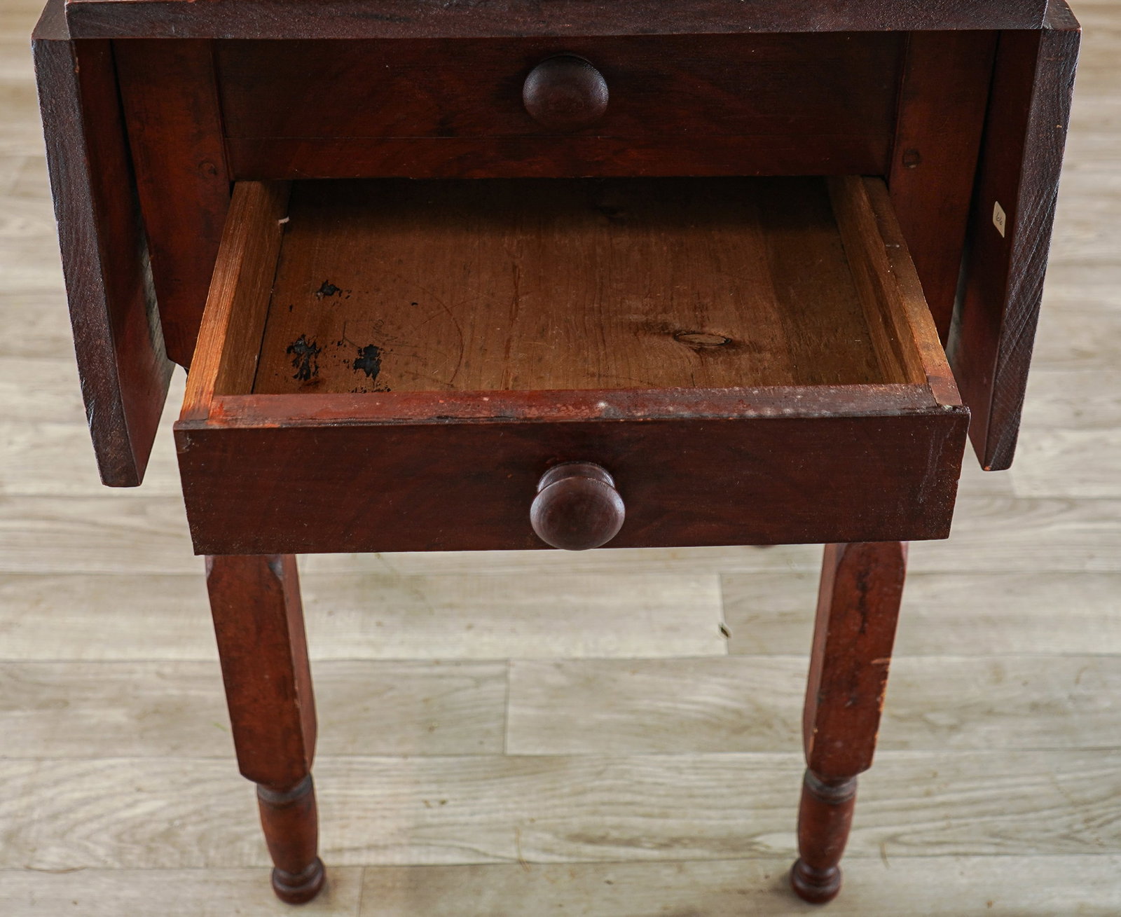 Country Drop Leaf Work Table in Grained Paint - 3